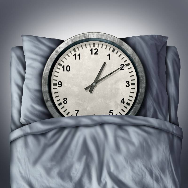 Δείτε πόσο κινδυνεύετε από γρίπη, κρυολόγημα ή πνευμονία ανάλογα με τις ώρες που κοιμάστε