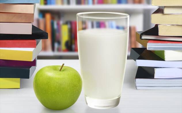 Διατροφή και εξετάσεις: πώς πρέπει να τρώνε οι μαθητές τη δύσκολη αυτή περίοδο