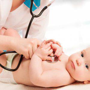 bigstock-Pediatrician-Doctor-And-Patien-41617399