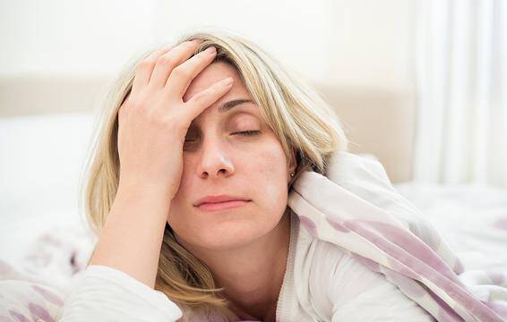 Μόνιμη κούραση: 5 σημάδια ότι είναι πιο σοβαρή απ' όσο νομίζετε