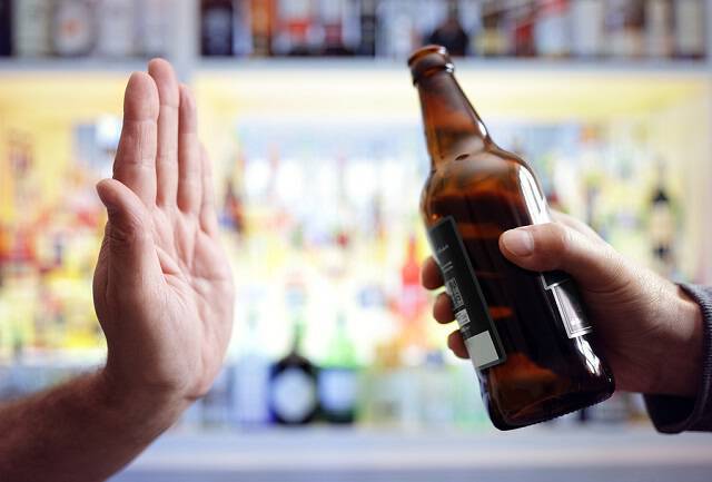 Γιατί το αλκοόλ αυξάνει τον κίνδυνο καρκίνου – Βρέθηκε επιτέλους η απάντηση!