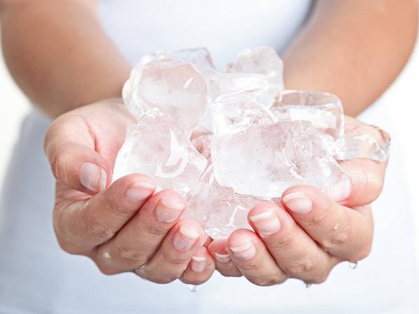 bigstock Ice Cold Hands 10848038