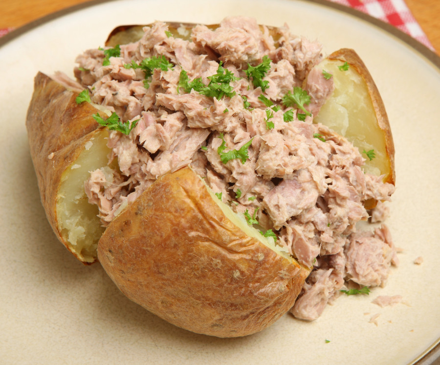 Jacket-potato-tuna-mayonnaise-patata-tonos
